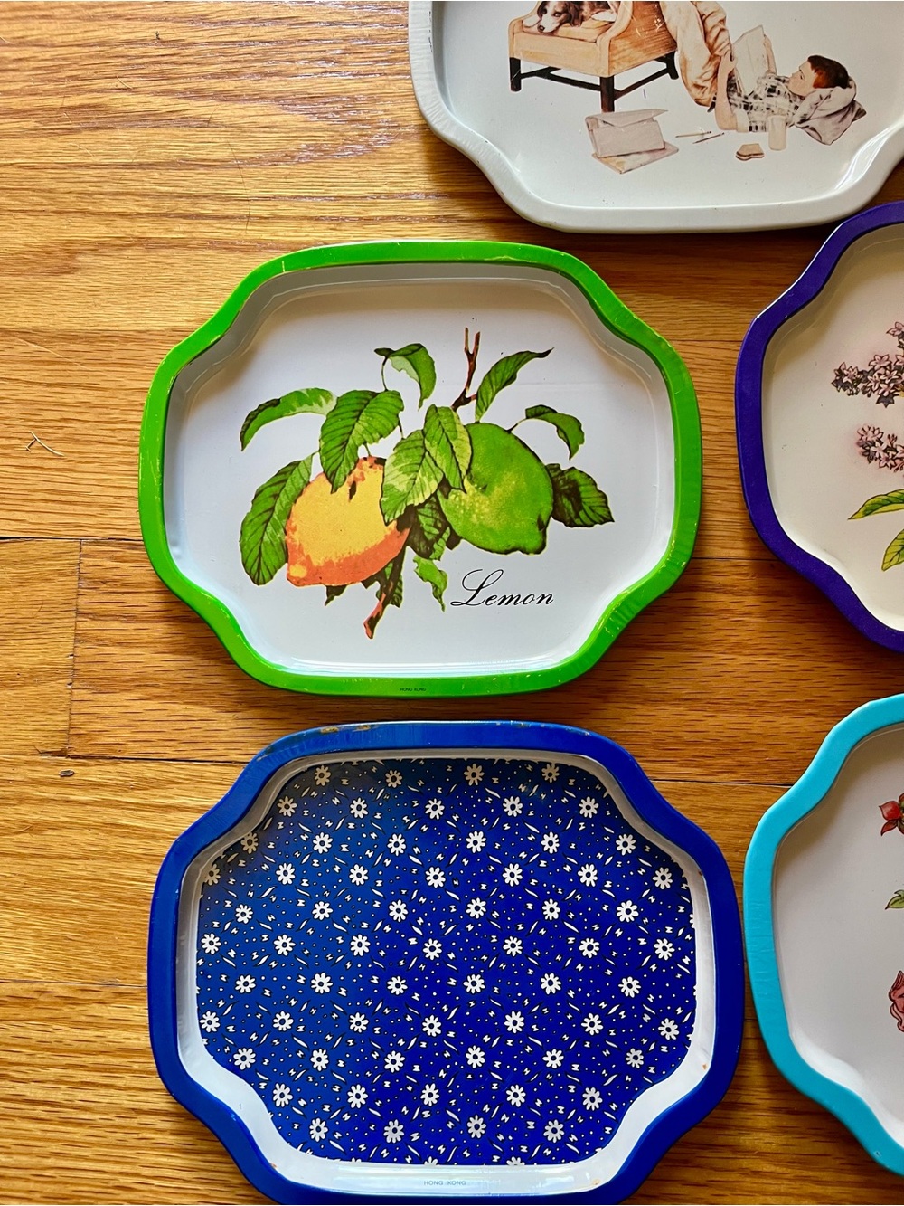 Set of 5 Decorative Small Vintage Metal Serving Trays - Floral & Fruit Prints - Picture 2 of 6